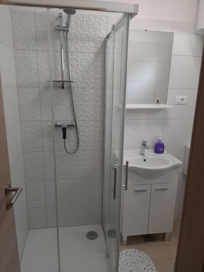 Apartman Maslina Pisak Kültér fotó