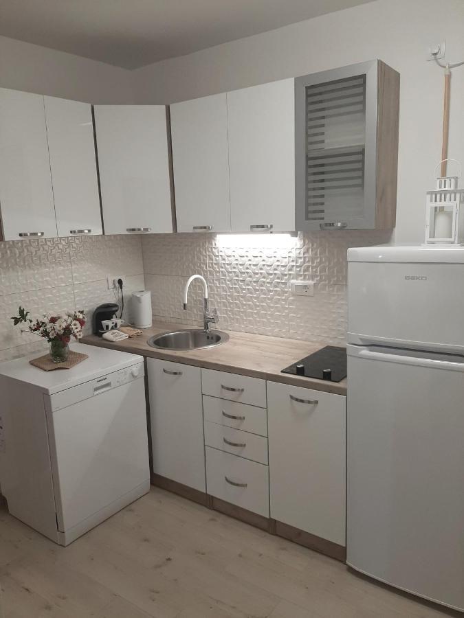 Apartman Maslina Pisak Kültér fotó
