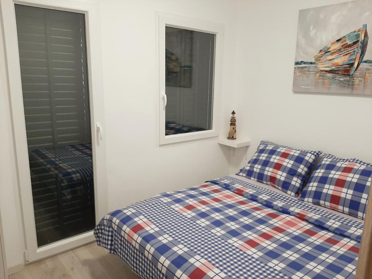 Apartman Maslina Pisak Kültér fotó